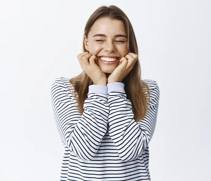 mujer sonriendo